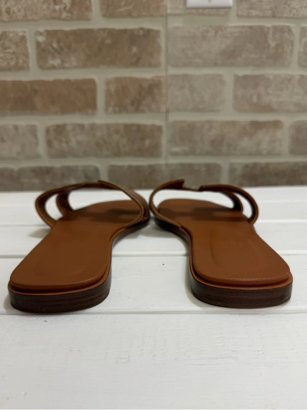 Hermès Oran Gold Iconic H Calfskin Slide Sandal Size 40 - Picture 8 of 16